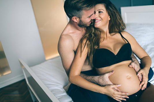 Cómo Tener Sexo Seguro Durante el Embarazo y Después del Parto